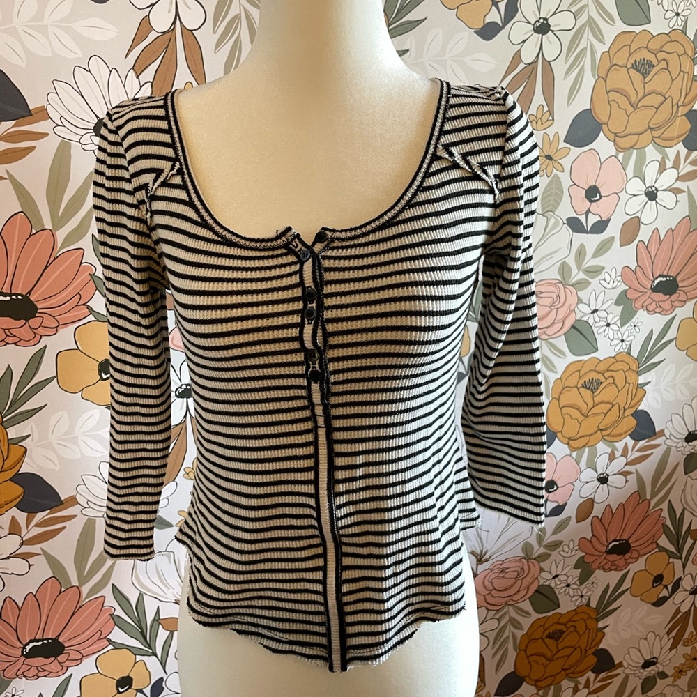 We the Free People Striped Button Cropped Shirt 👚